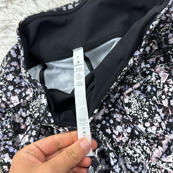 Lululemon Pace Rival Crop *22" Floral Spritz Multi / Black - Picture 4 of 6